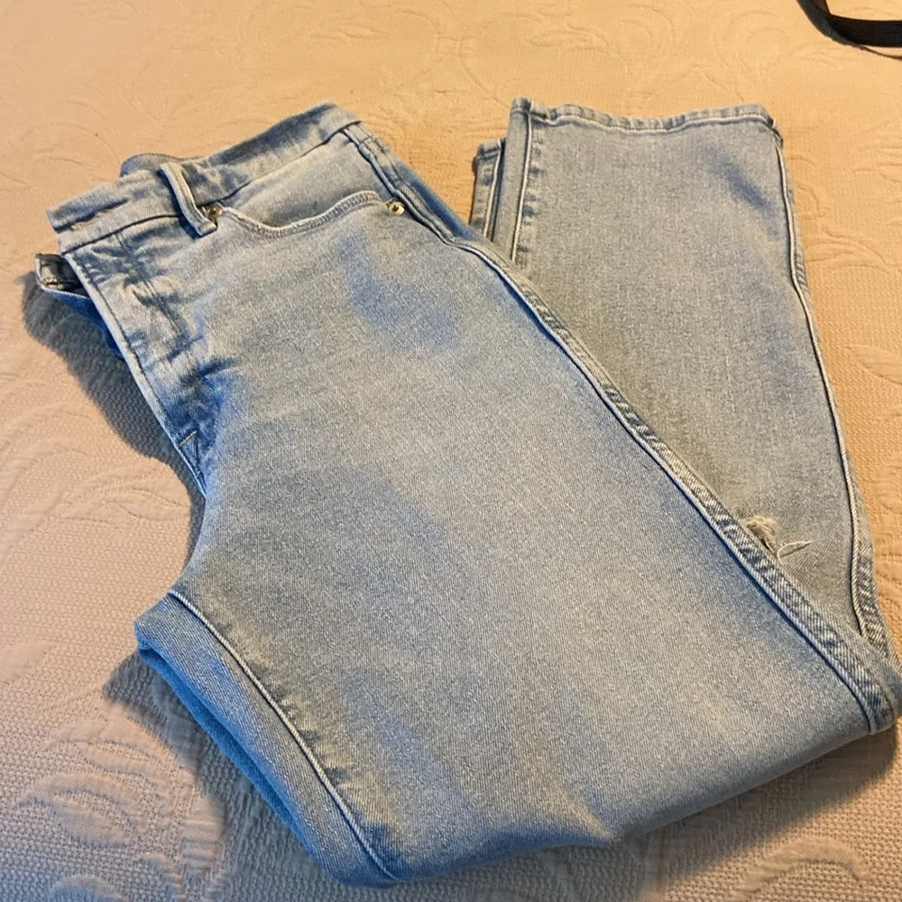 Good American High Rise Light Wash Factory Distressed Women's Blue Jeans…